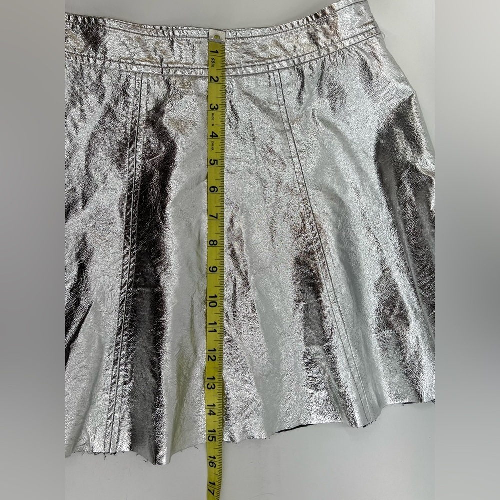 DO+BE Shimmering Metallic Silver Faux Leather Skater Skirt S Small - Picture 8 of 8